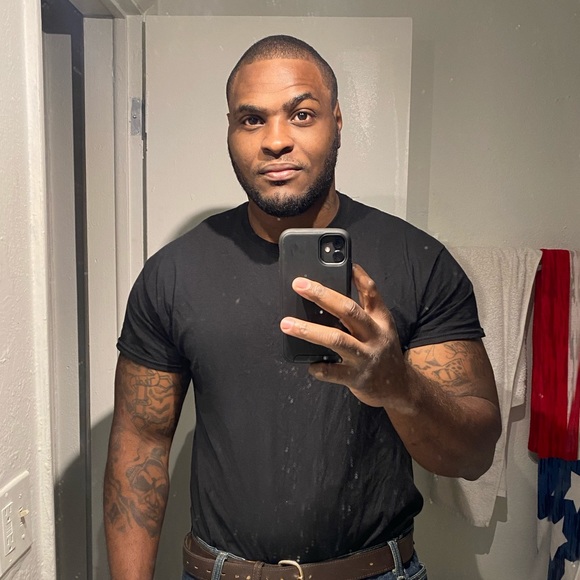 Meet your Posher, Tazz - Picture 1 of 7